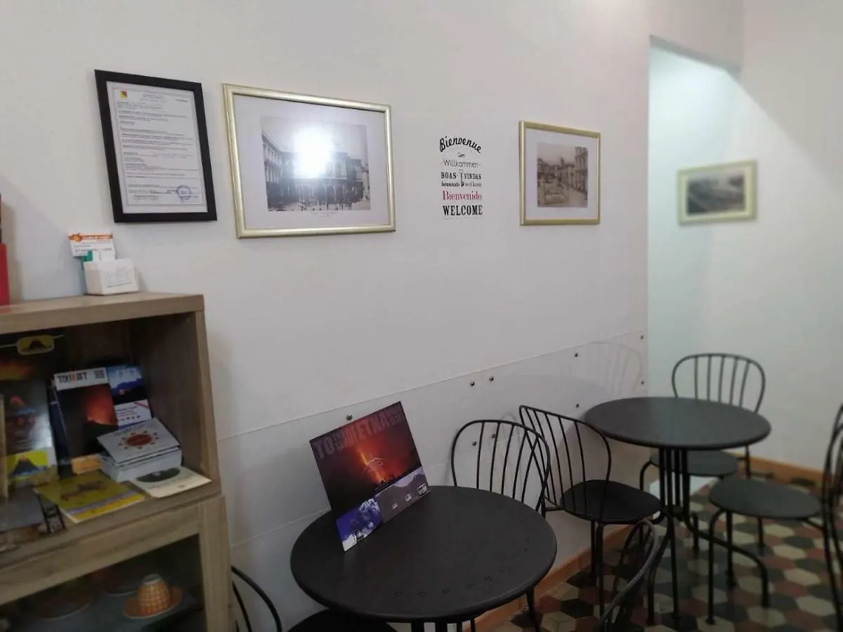 קטאניה B&B A Casa Di Giosi לינה וארוחת בוקר